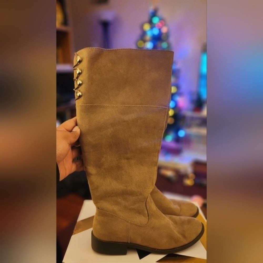 Women's Suede Brown Boots w/Gold Detail Buttons-Size 7 ½